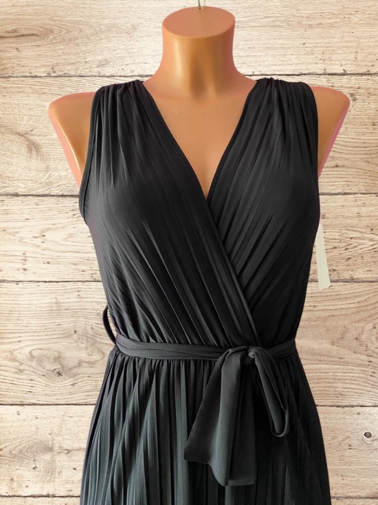 4b5921f4 6c73 40a7 99b9 5575921dfc63