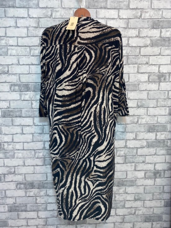 794476c7 f665 46df b0e7 e4c4d3612e46