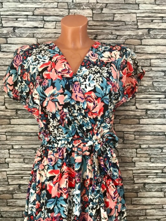 98484788 453e 4701 abec e4f6750ba9e7